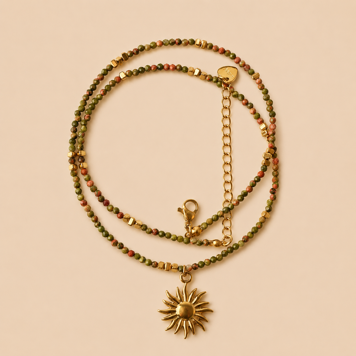 Collar de Bolitas de Colores con Colgante